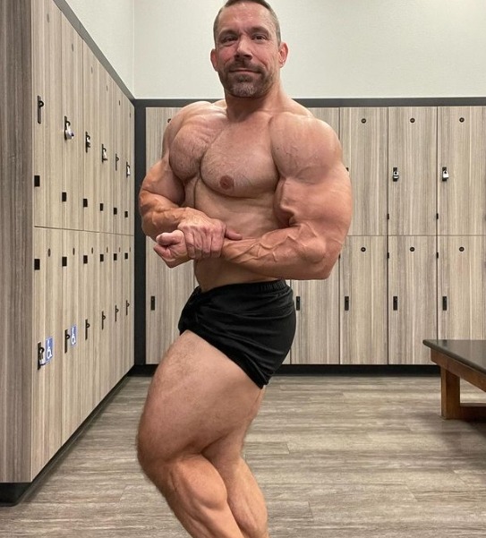 Best Natural Bodybuilders: Paul Kreuger